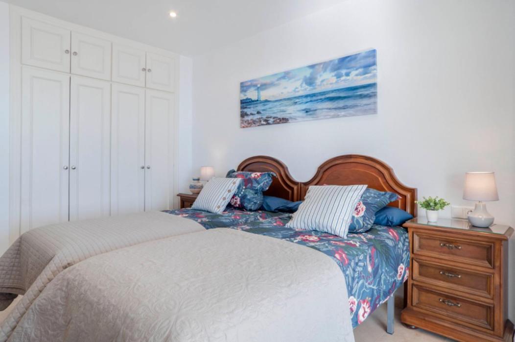 Family Aguamarina Front The Sea Free Parking Apartman Fuengirola Kültér fotó