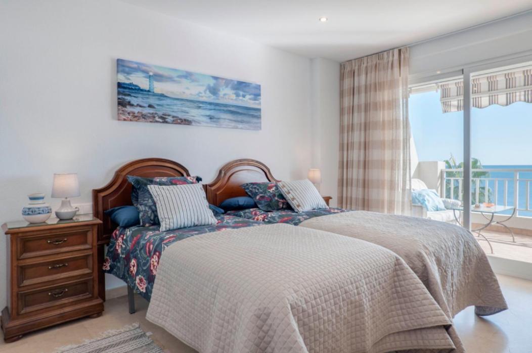 Family Aguamarina Front The Sea Free Parking Apartman Fuengirola Kültér fotó